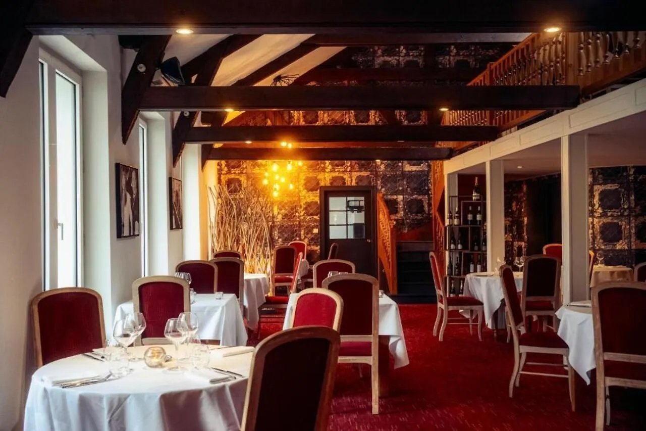 ****  Grand Hotel De Courtoisville - Piscine & Spa, The Originals Relais Saint-Malo France