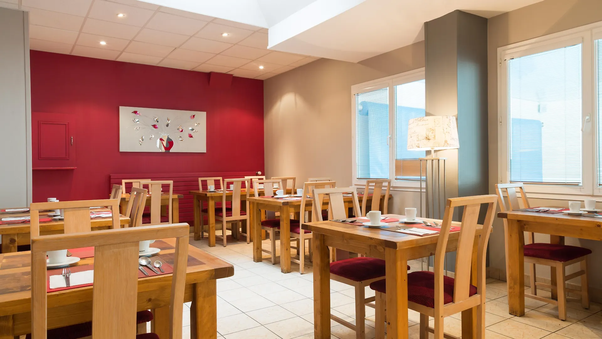Grand Hotel De Courtoisville - Piscine & Spa, The Originals Relais Saint-Malo