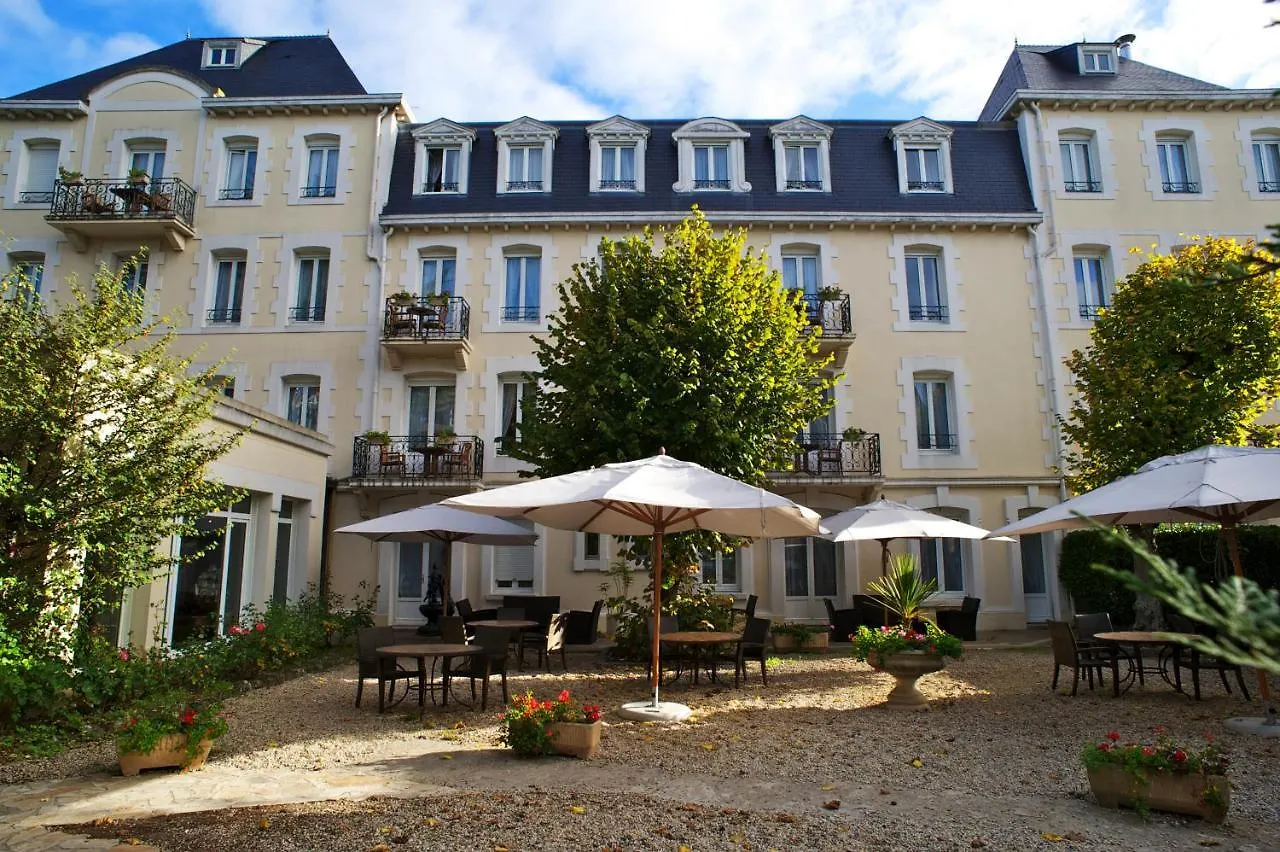 Grand Hotel De Courtoisville - Piscine & Spa, The Originals Relais Saint-Malo